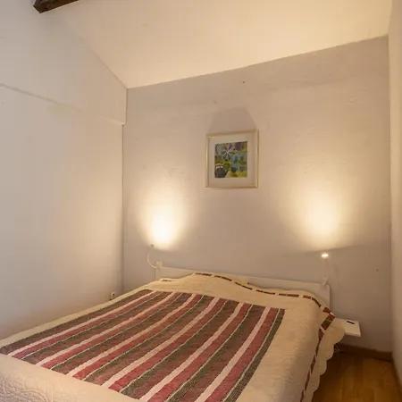 Casa vacanze Maison En Pierres Proche Agnac Firmy